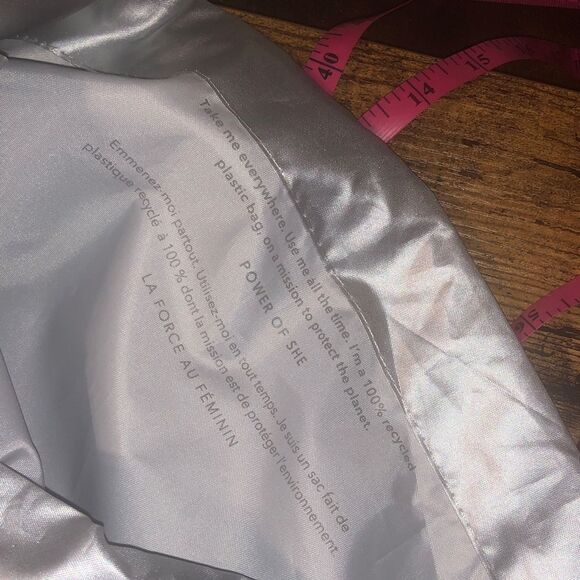 371. Athleta Metallic Silver Drawstring Bag - Picture 5 of 7